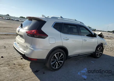 2019 Nissan Rogue S z USA, uszkodzony, nr VIN 5N1AT2MT7KC773881